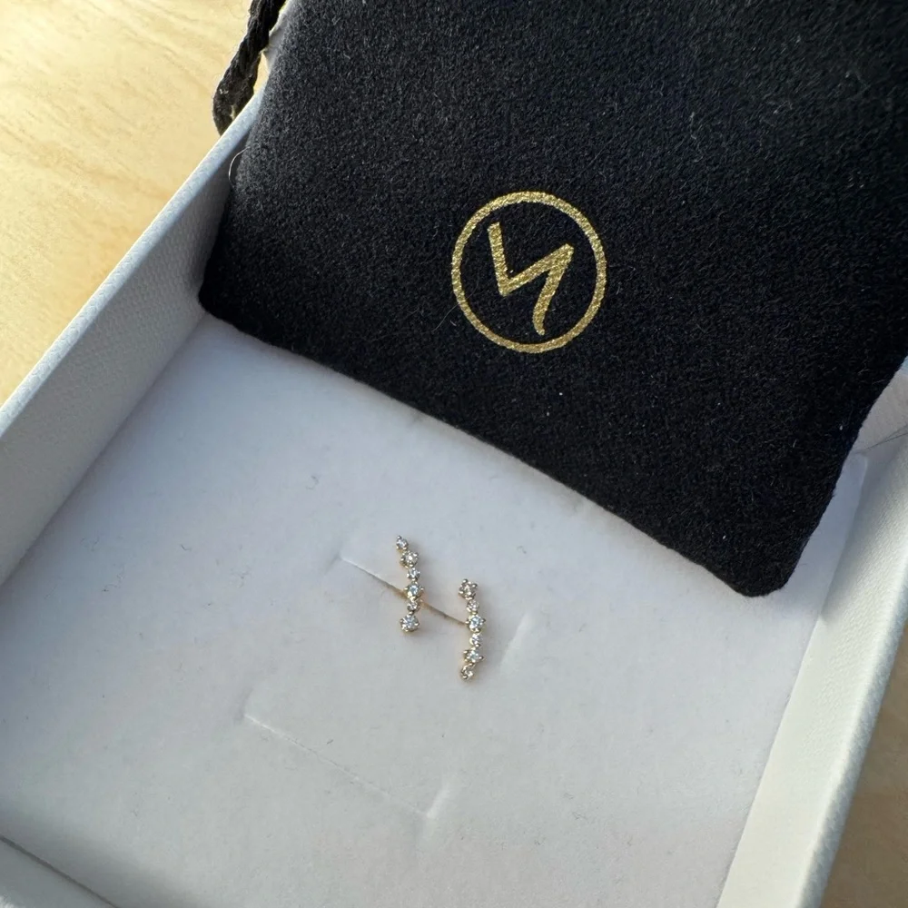 Like new! Mejuri 14k Diamond Cluster Climber Studs (discontinued) - Picture 1 of 9